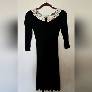 Elegant Black Dress with Lace Collar